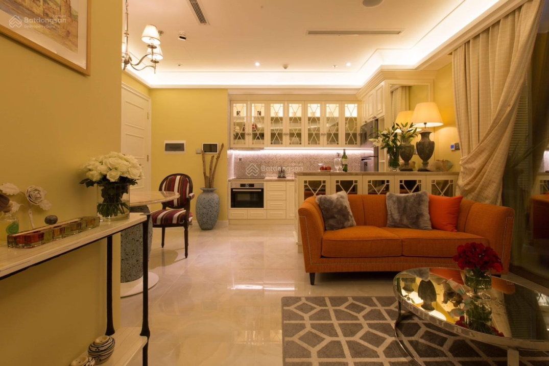 Luxurious Golden Mansion Apartment in Phu Nhuan