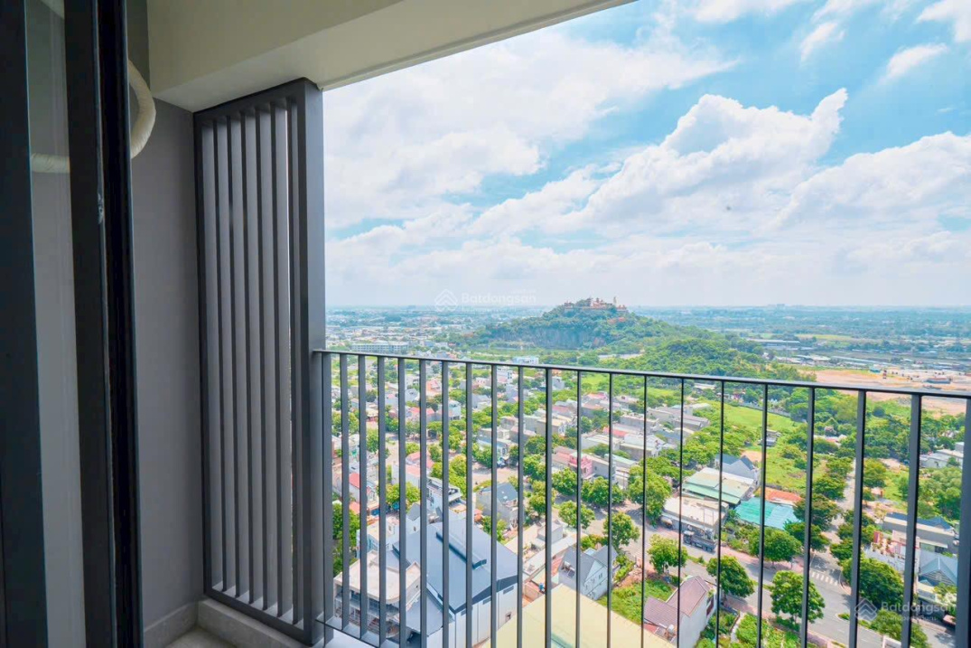 Modern 2BR Apartment Near National University