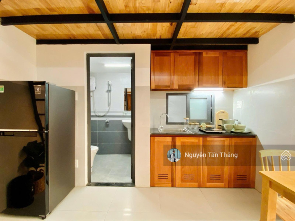 Modern 40m² Loft Studio with Balcony