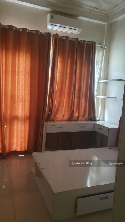 4-Story Townhouse with Modern Amenities in Mo Lao