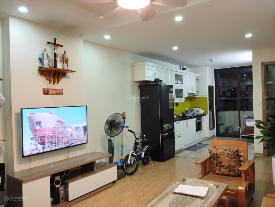 Large 103m² Corner Apartment with Full Furniture