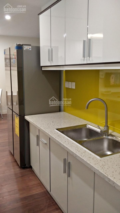 Modern 1-Bedroom Apartment with Balcony in Nghia Do