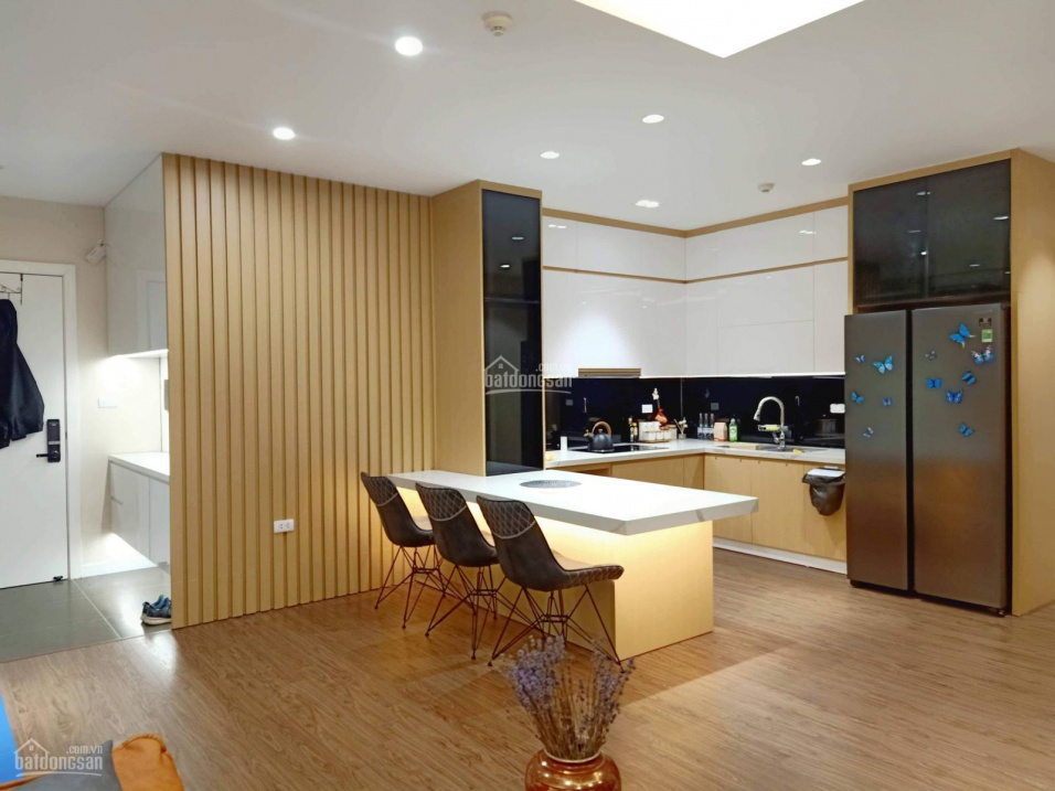 Modern 2-3 Bedroom Apartment in Rose Town