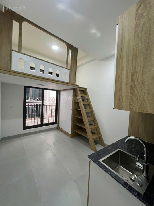 Modern Loft Studio with Mezzanine in Cau Giay