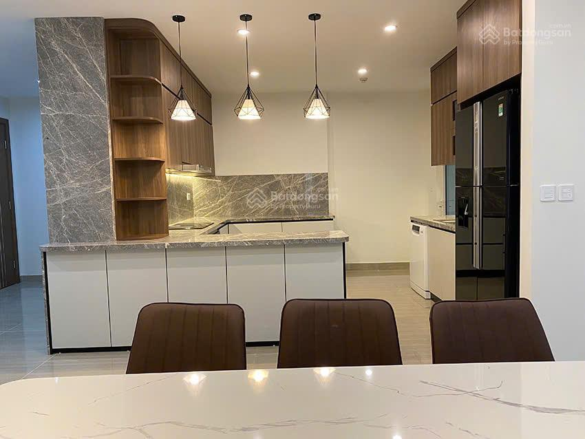 Spacious 3-Bedroom Apartment with Beautiful View