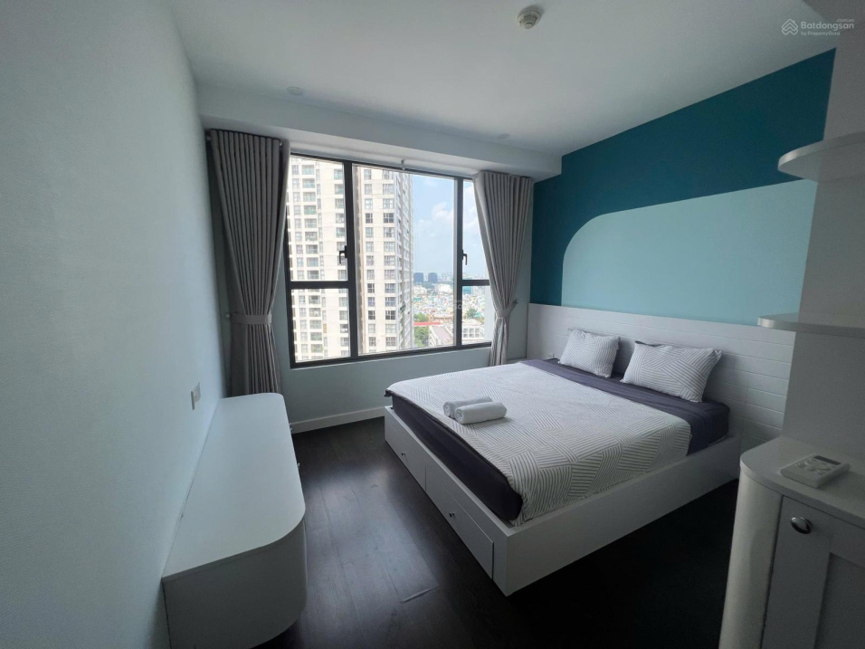 Modern 3-Bedroom Apartment in Park Legend, Tan Binh District