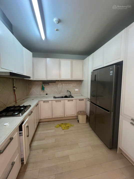 Luxury Hyundai Hillstate Apartment with Designer Interior