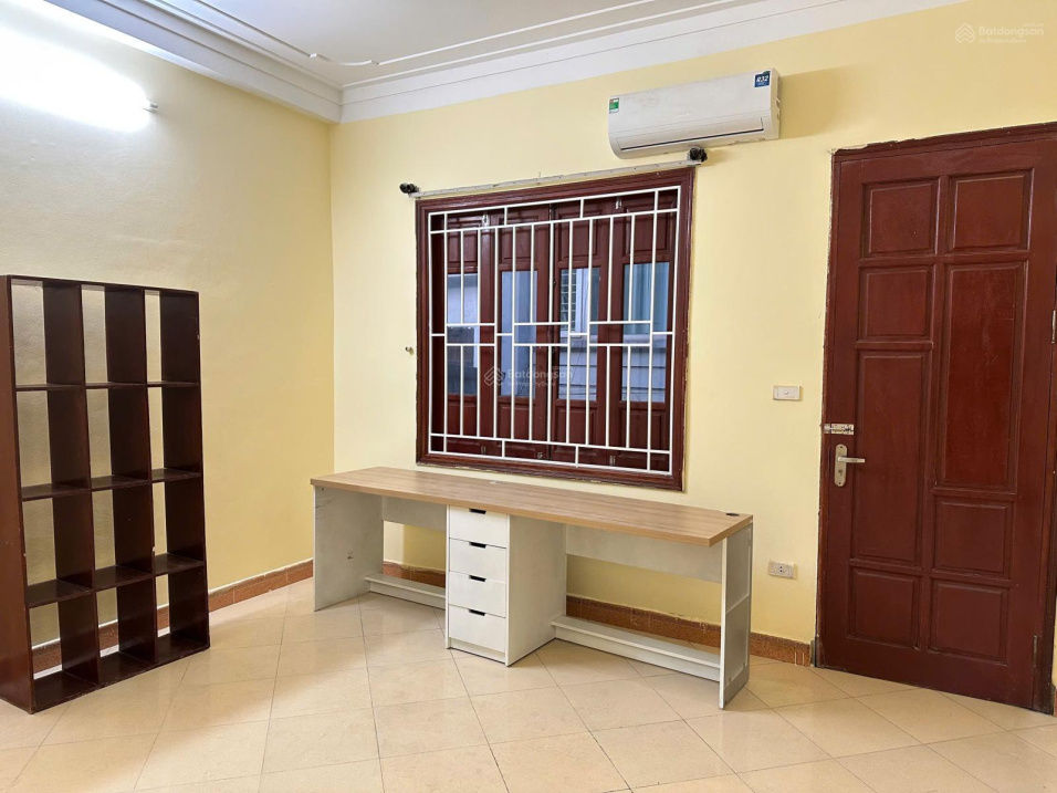 54m² Four-Story House with 6 Bedrooms