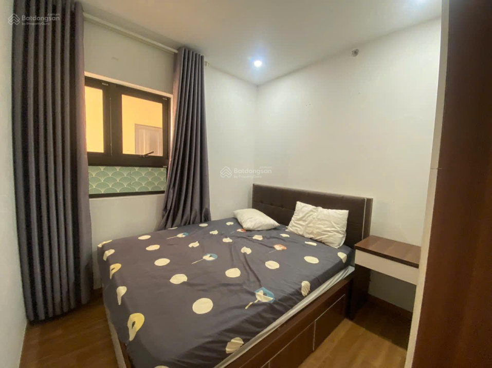 Modern 2-Bed Apartment with Pool in Go Vap