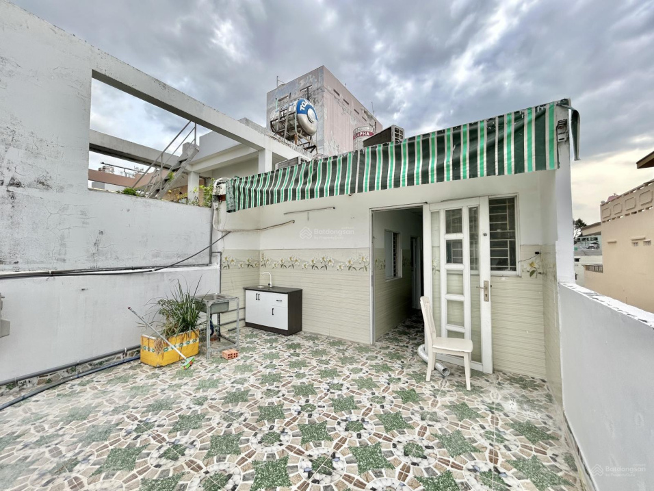 New 2BR Penthouse with Rooftop Terrace