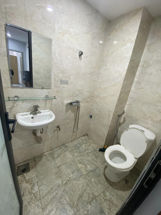 Modern 1-Bedroom Apartment Near My Dinh Stadium