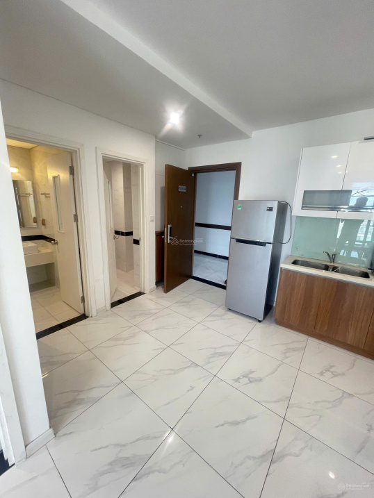 Modern 50m² Apartment with Parking in My Dinh