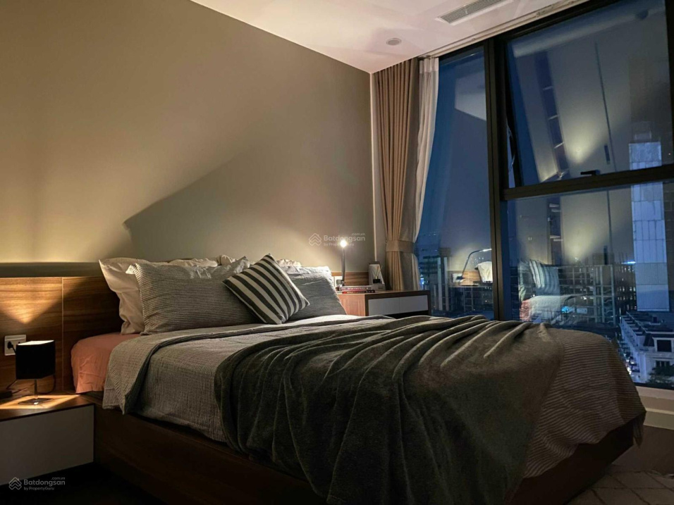Modern 2-Bed Luxury Apartment in Tay Ho