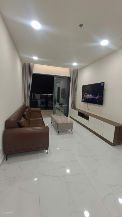 Luxury 3-Bedroom Apartment with Pool View