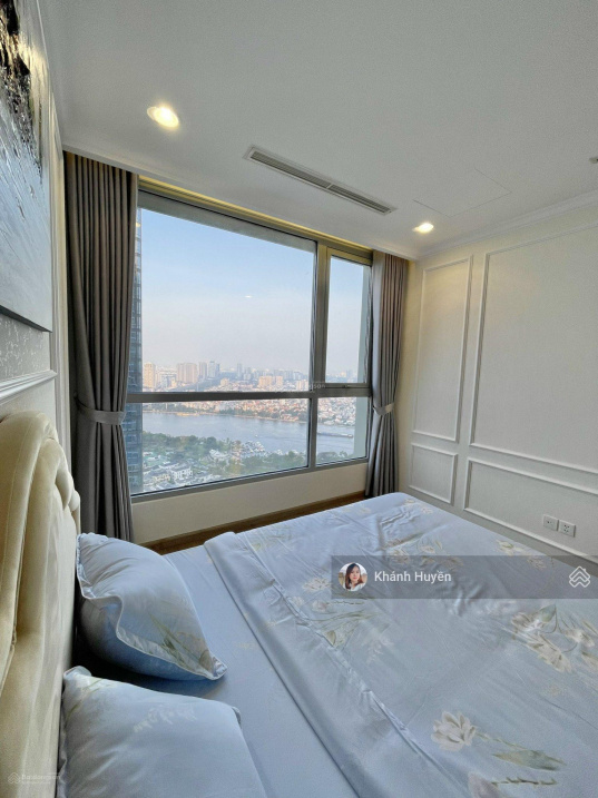 Modern 1BR Apartment with River View