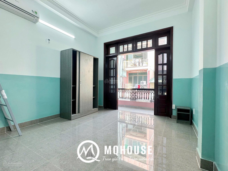 Modern Studio Apartment in District 10