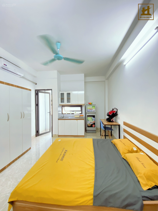 Modern Studio Apartment Near Yen Xa
