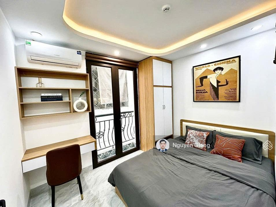 Modern Studio Apartment Near Hoang Cau Lake