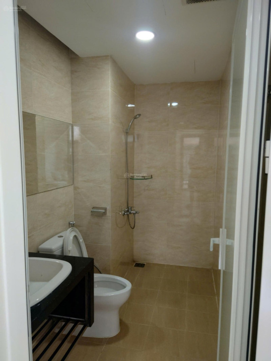 Modern 40m² Officetel with Kitchen in Phu Nhuan