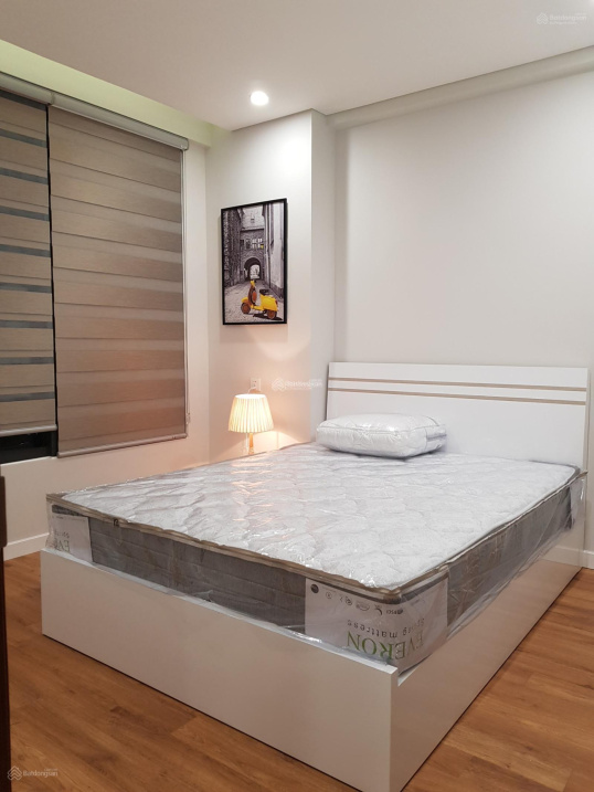 Modern 2-Bed Apartment at The Legend