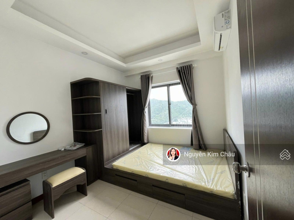 Modern 2-Bedroom Apartment with Sea View