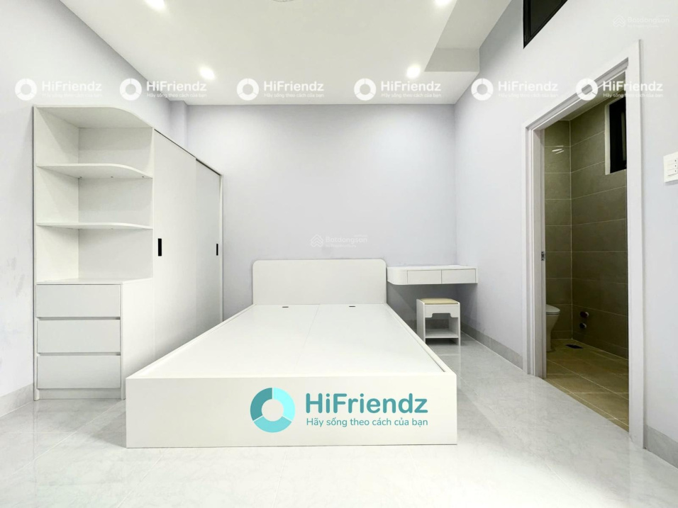 Modern White Studio Near Universities and Parks