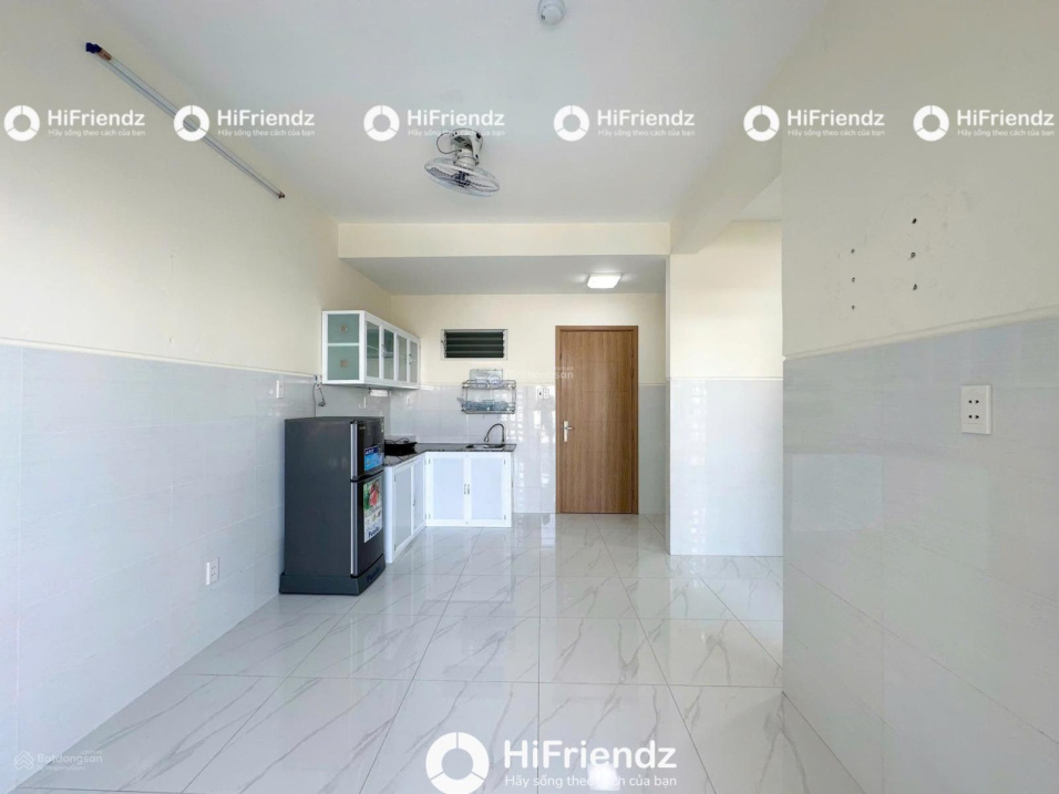 Modern 1-Bedroom Serviced Apartment Near Dam Sen
