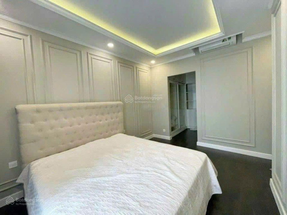 Modern 2-Bed Botanica Apartment with Gym