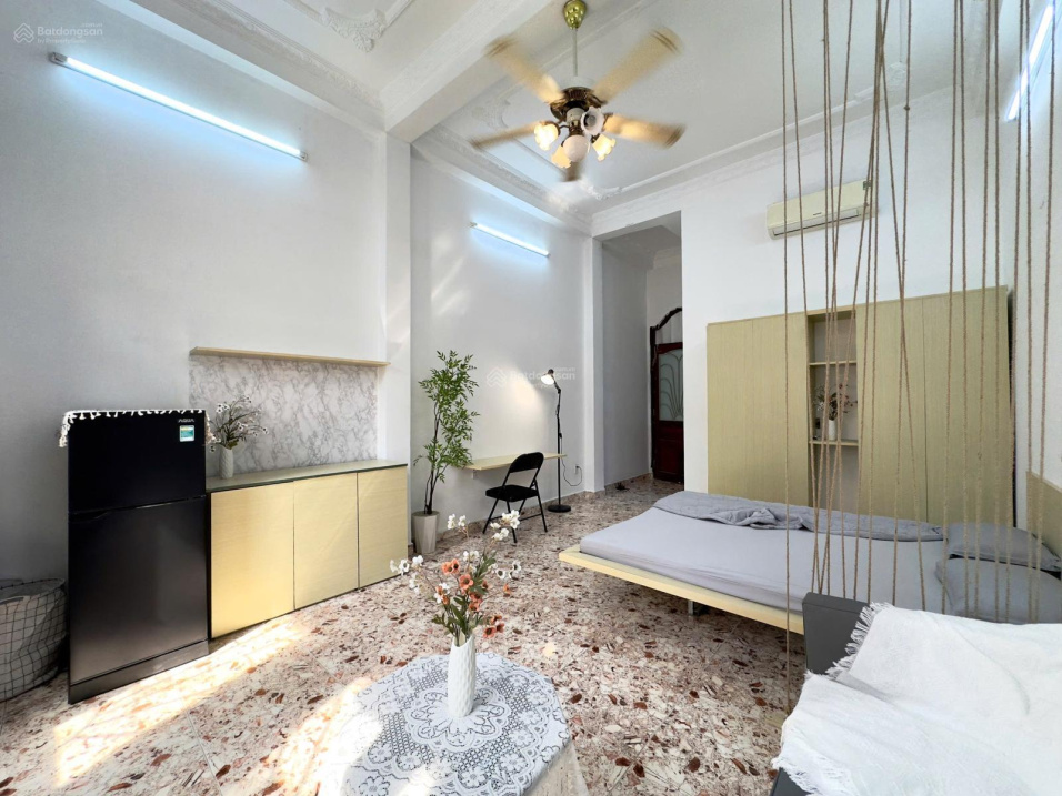 Studio Apartment with Balcony, Full Furnishing, 24/7 Security