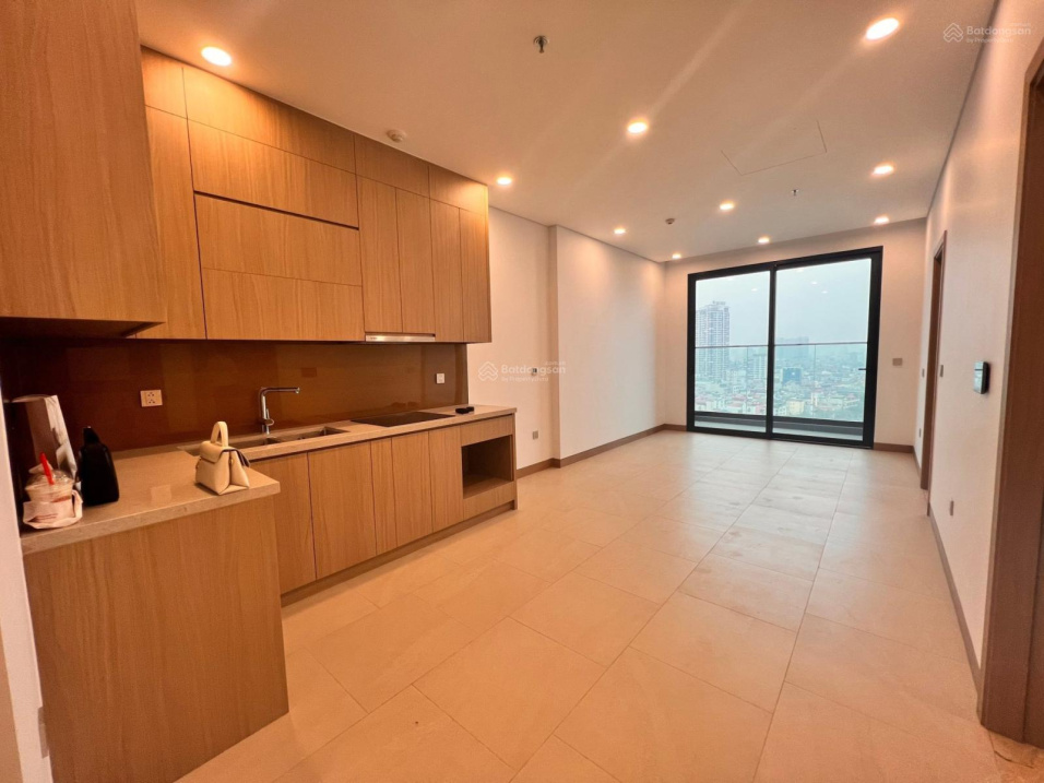 Lancaster Luminaire Apartment - 2 Bedrooms, Fully Furnished