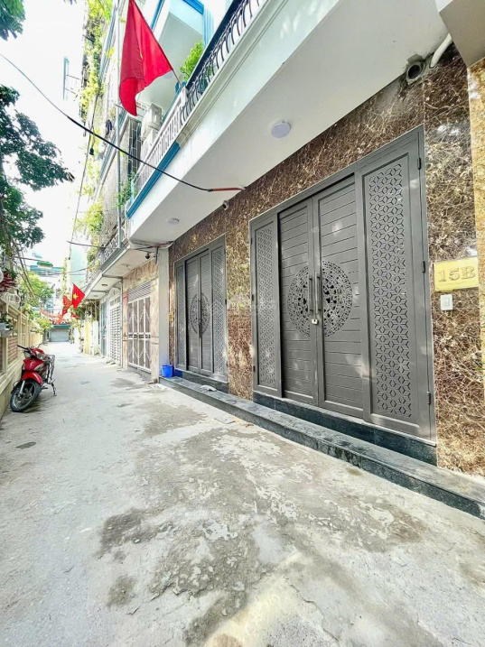 Spacious 5-Story Townhouse near Nguyen Thi Dinh Street, Trung Hoa Ward