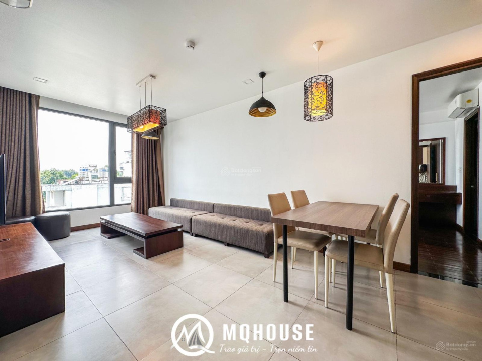Luxury 2BR Apartment with Pool and River View