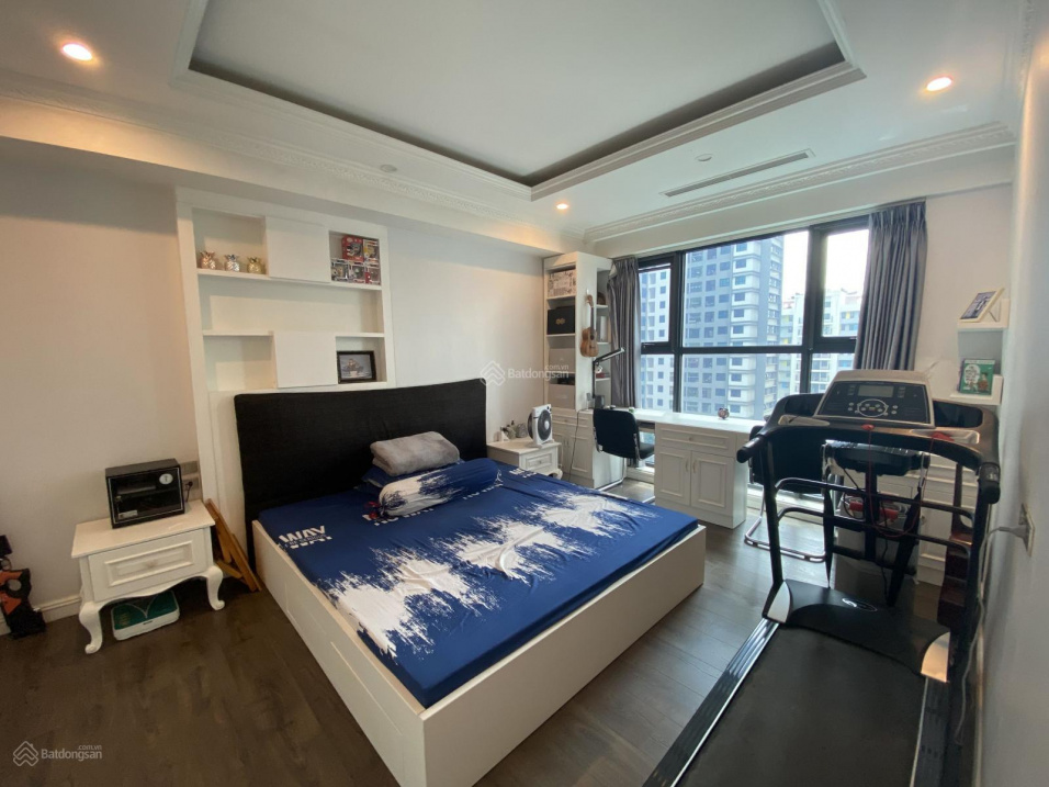 Luxurious 3-Bedroom Apartment in Sunshine City