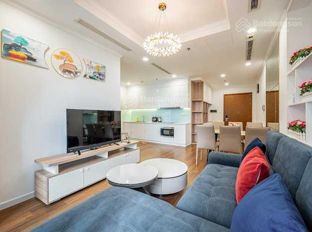 Modern Botanica Premier Apartment with Park Views