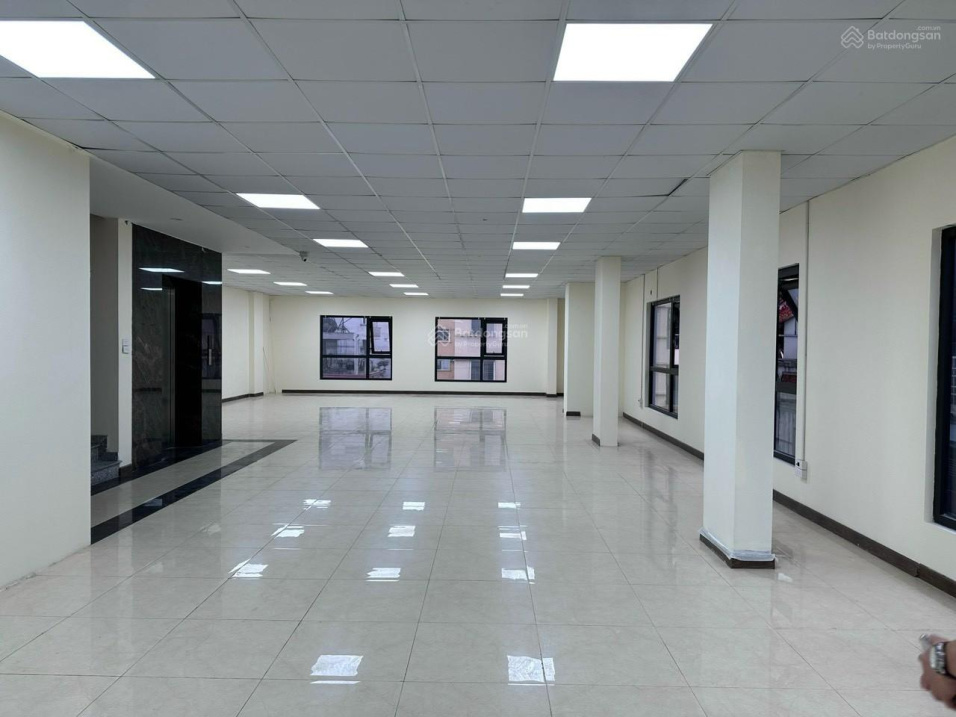 Large Villa with 5 Bedrooms in My Dinh