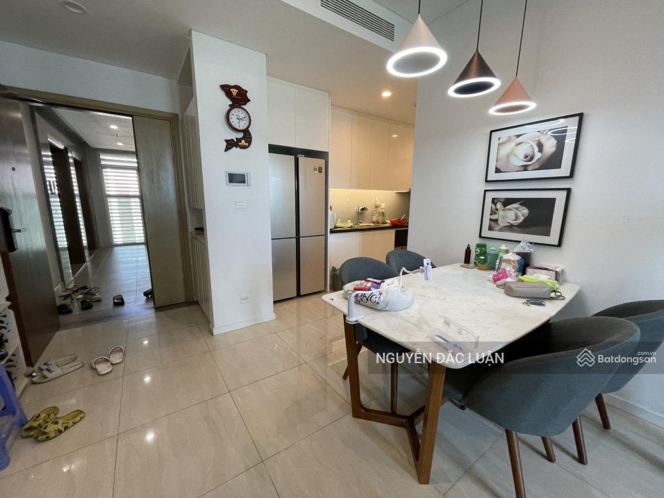 High-Floor 2BR Sadora Apartment with River View