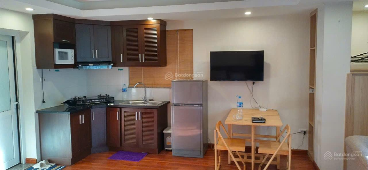 Modern Studio with Balcony Near Defense Ministry
