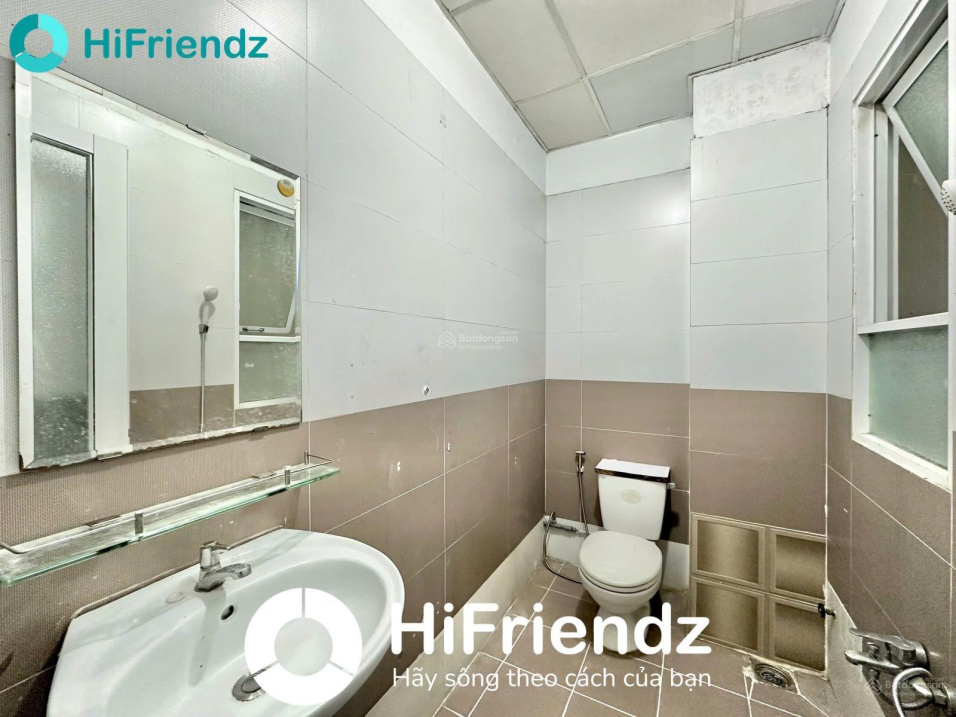 Modern Studio Apartment with Kitchen in Phu Nhuan