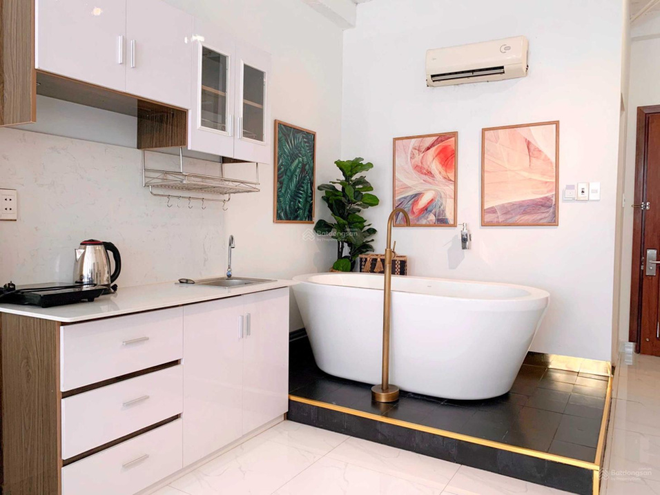 Modern Studio Apartment in District 1