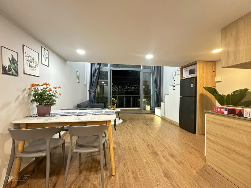 Modern Duplex with Balcony in District 10
