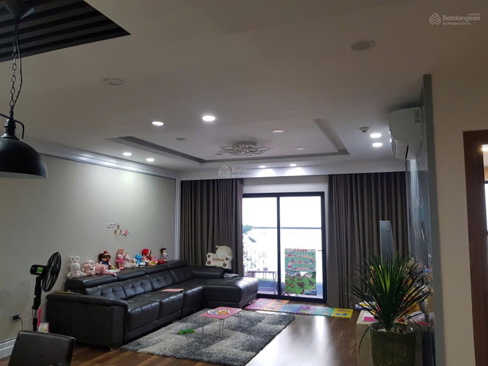 Spacious 3BR Goldmark City Apartment with Amenities