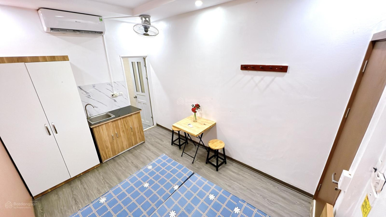 Studio Apartment in Hang Can Street, Hoan Kiem District, Hanoi