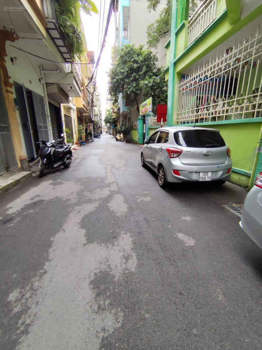 Spacious 3BR House Near Ha Dong Market