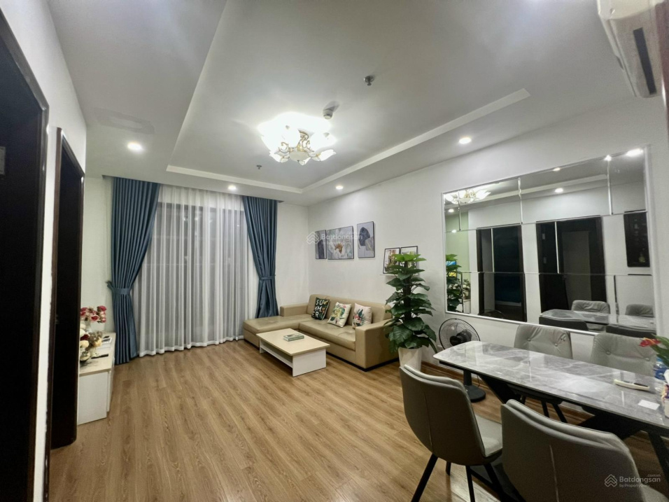 Modern 2-Bedroom Apartment Near Vinmec Hospital