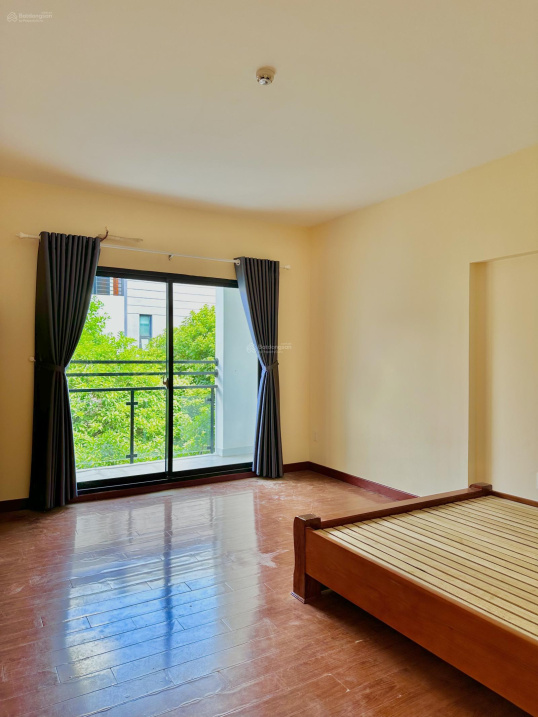 Modern Apartment Near Singapore International School