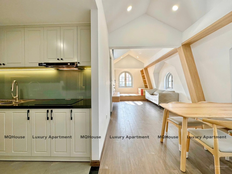 Modern Luxury Apartment with High Security in District 10