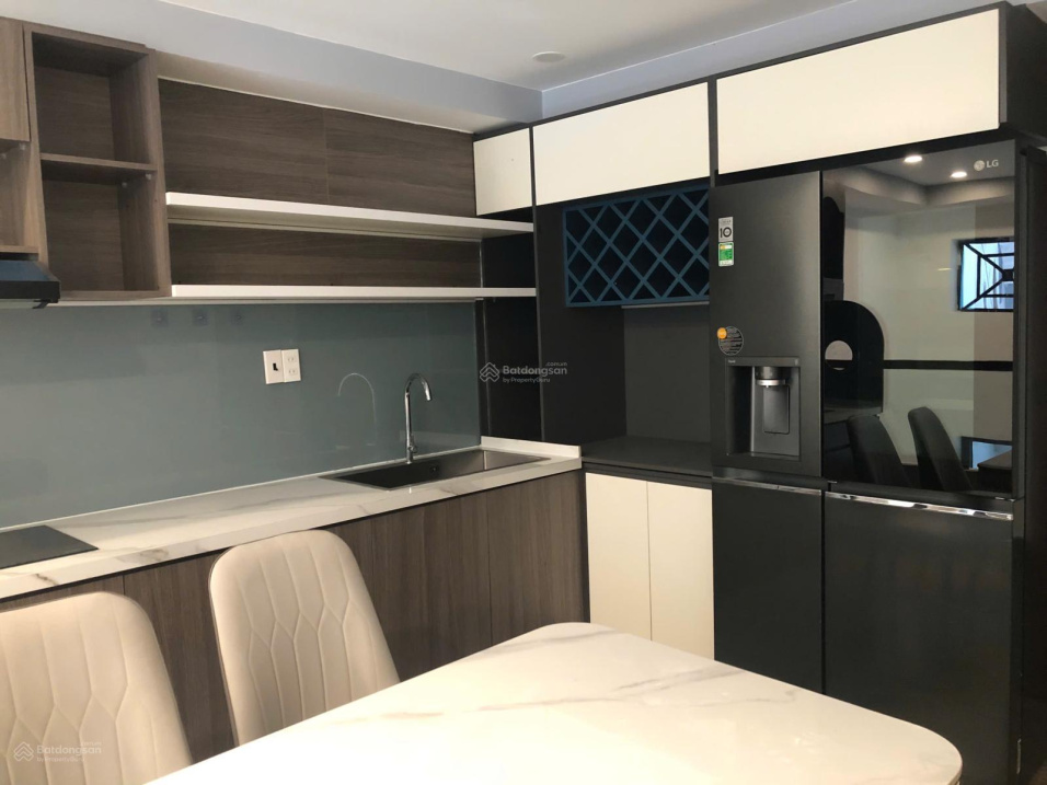 Spacious Rental Property in Hai Ba Trung Alley, District 3