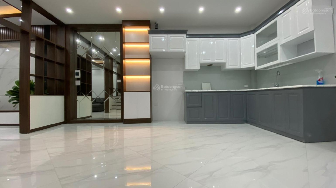 Newly Built House near Hoang Cau - 5 Floors with Garage