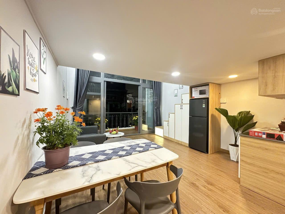 Modern Duplex with Balcony in District 10