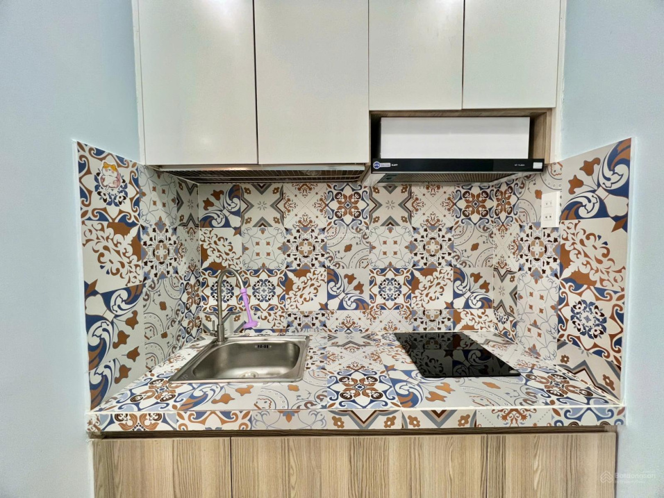 Modern Studio Apartment Near Economics University